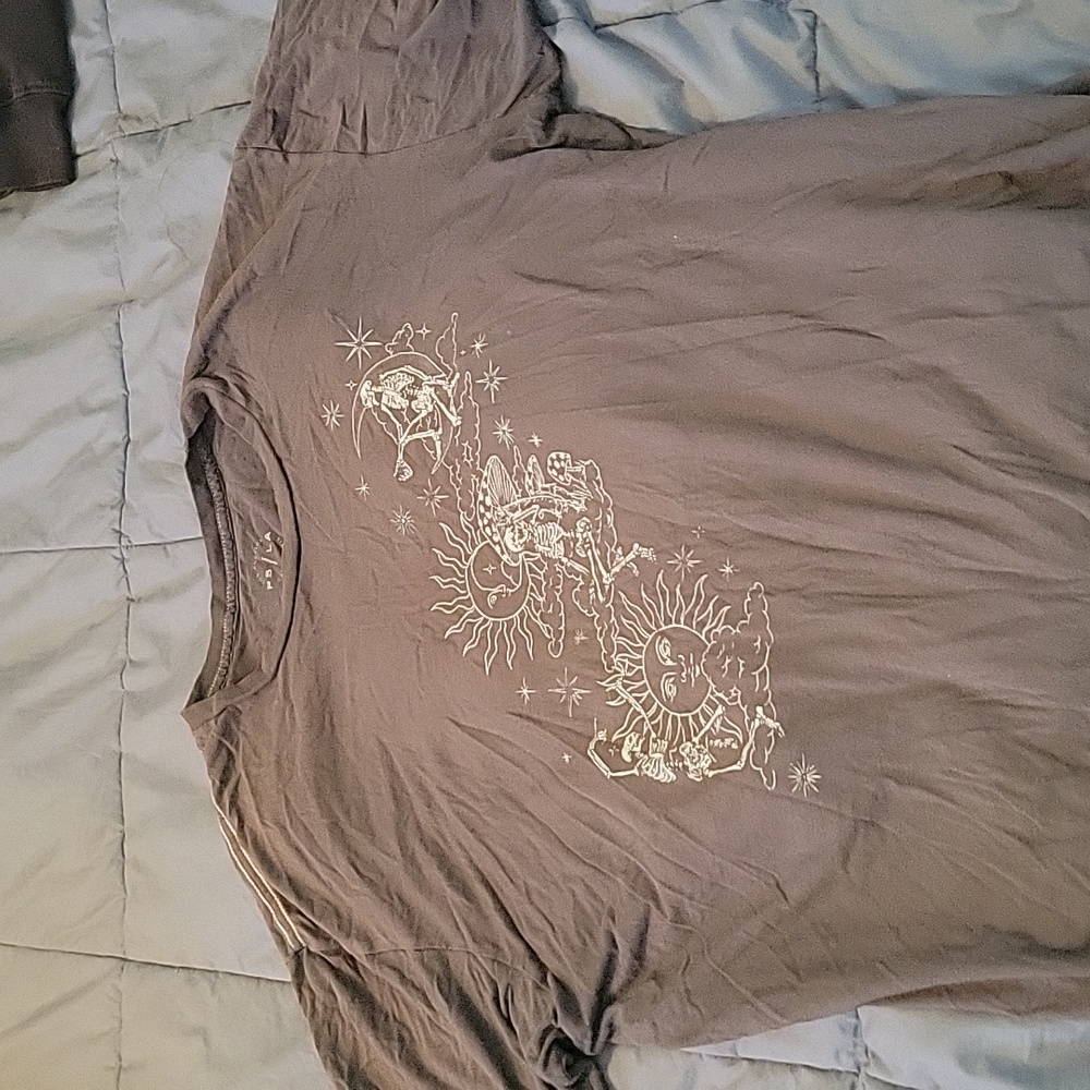 PacSun T-shirt